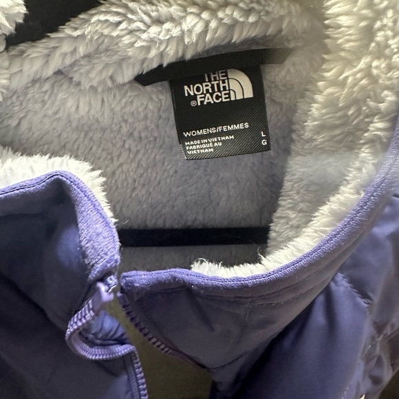 Northface Fleece Lined Purple Vest - Picture 2 of 4